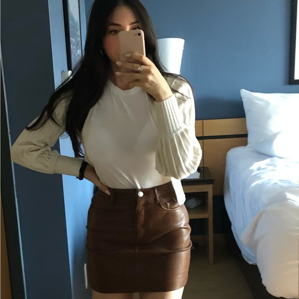 Wilfred (Aritzia) Pleather Mini Skirt - Caramel Brown Colour